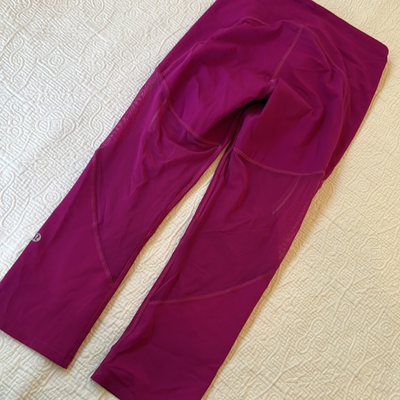 Lululemon Rush Hour Crop 21” - Picture 4 of 11